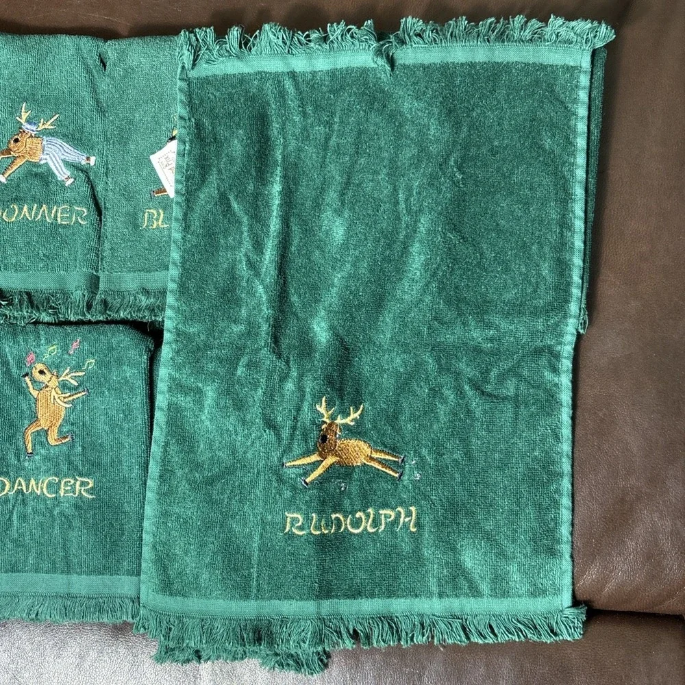 1978 Vintage Rudolph the Reindeer & Friends Embroidered  Christmas 7 Hand Towels